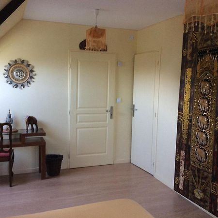 Bed and Breakfast L Entre Deux Champcey Zimmer foto